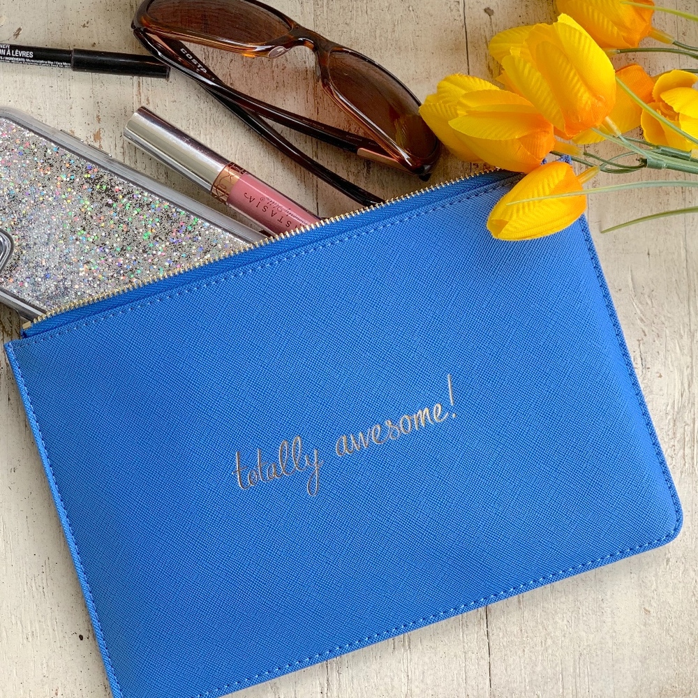 Totally Awesome✨Katie Loxton Perfect Pouch (NWT)